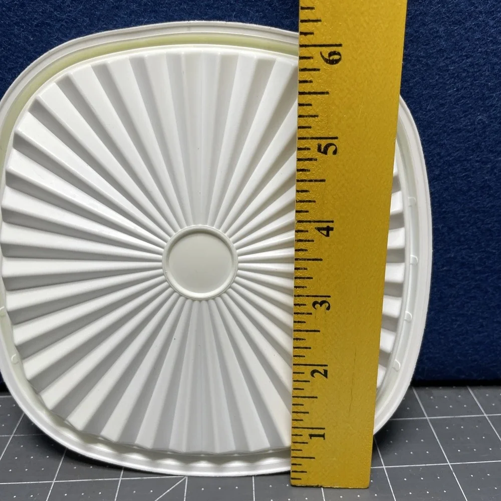 Vintage Tupperware Servalier Square Replacement Lid‎ Seal 841-2 White 6